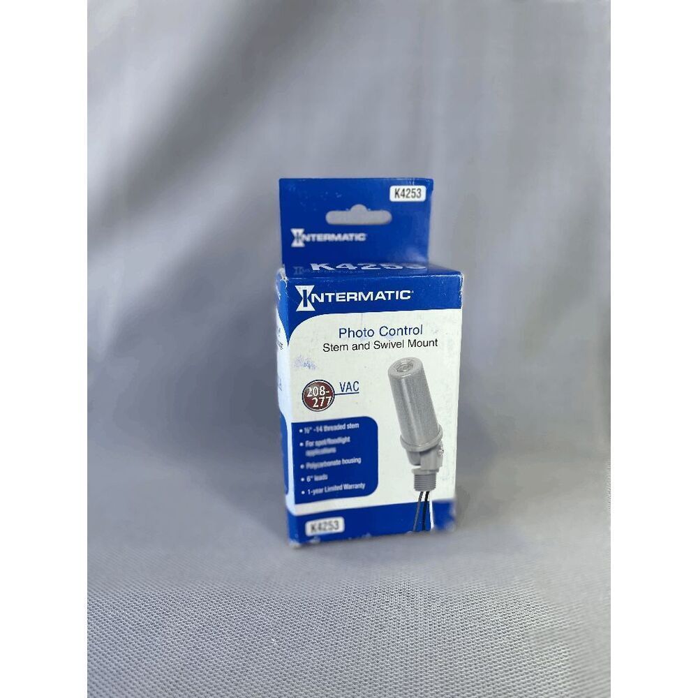 Intermatic K4253 Stem and Swivel Mount Thermal Photocontrol 208-277V